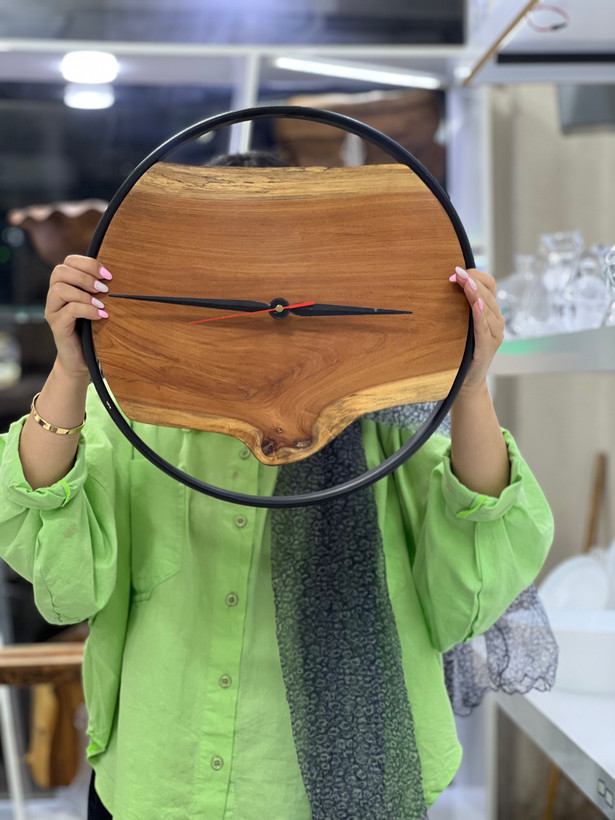 ساعت دیواری چوبی روستیک قطر۴۰ چوب افرا رینگ چوبی
